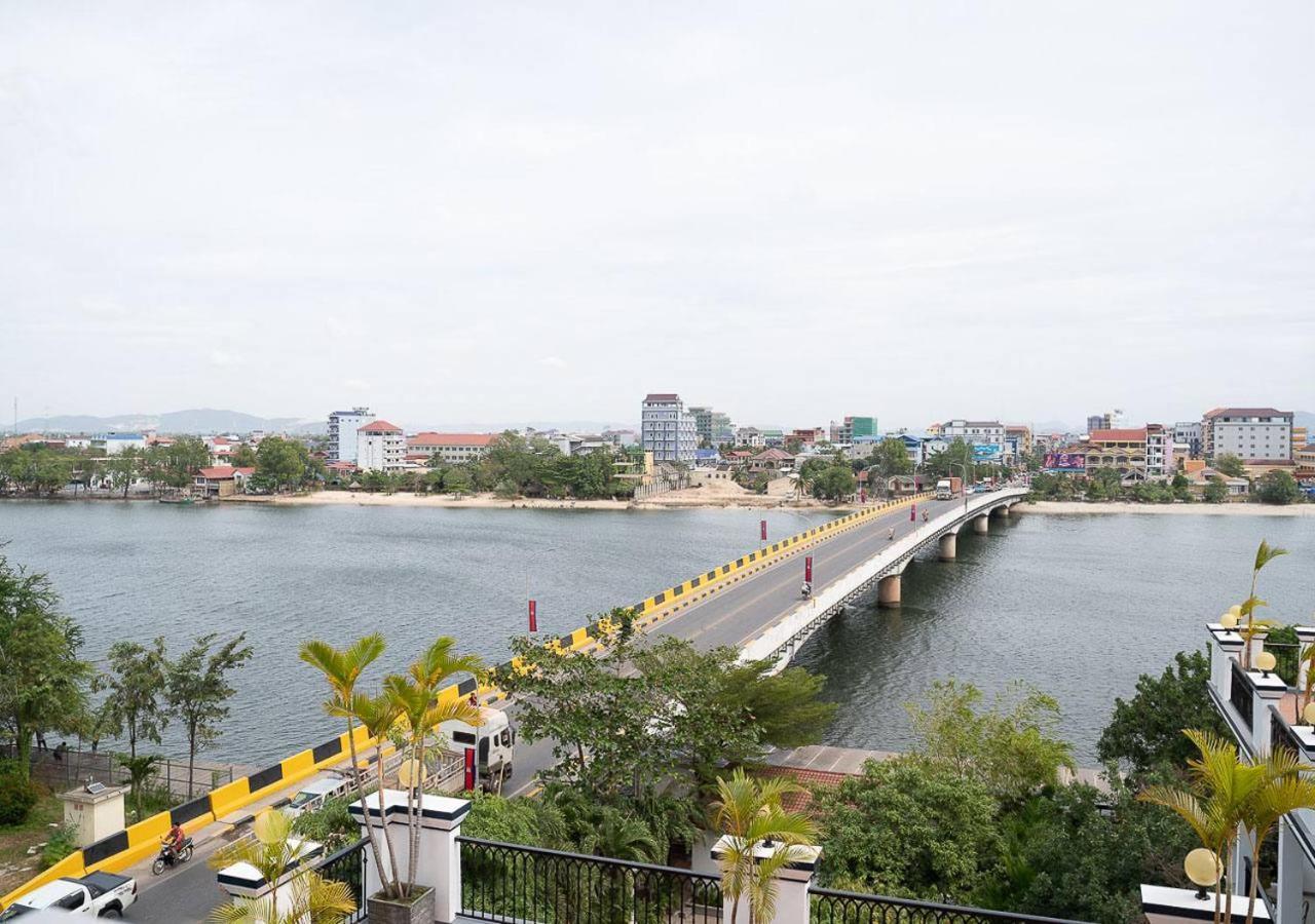 Kampot View Boutique Hotel Exterior photo